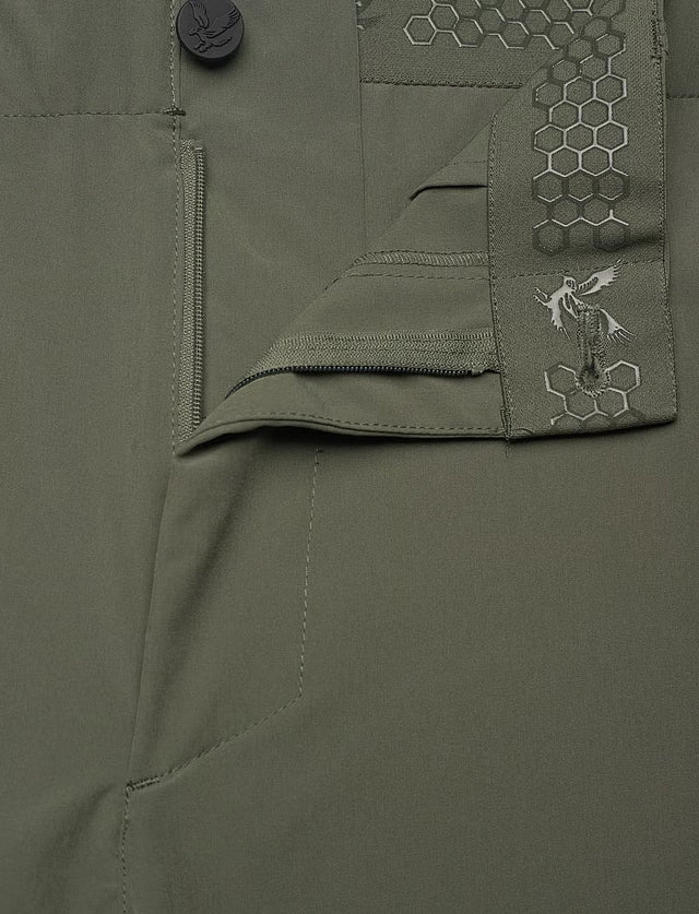 Lyle & Scott 5 Pocket Cactus Green Golf Shorts