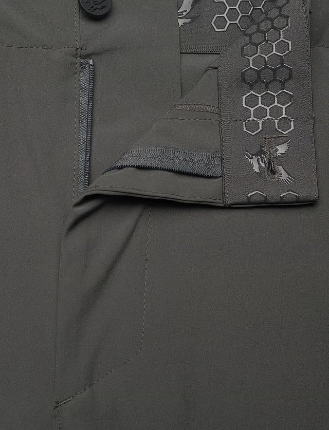 Lyle & Scott 5 Pocket Granite Golf Shorts - One Golf