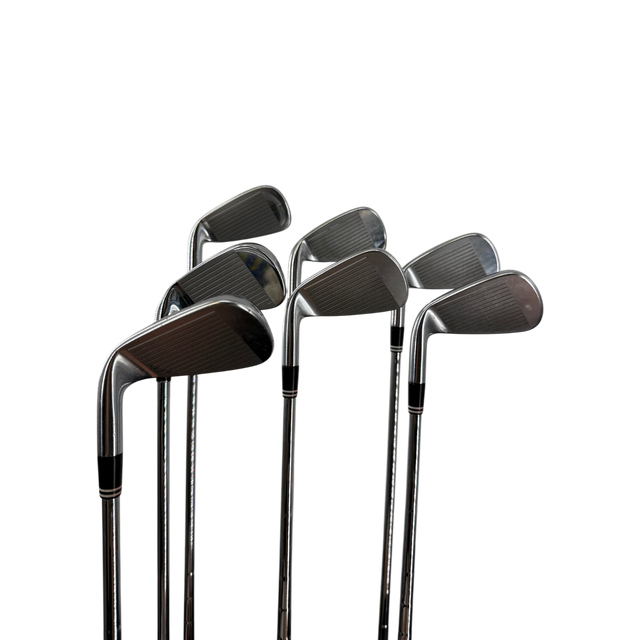 Cleveland 588 RT Iron Set