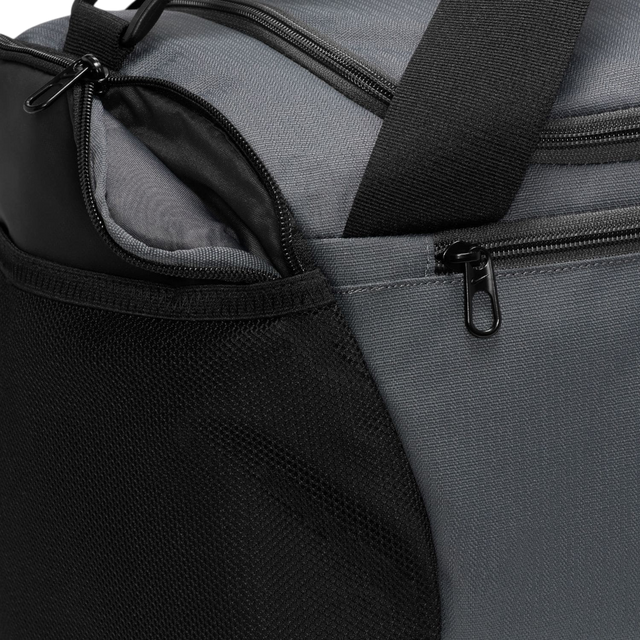 Nike Brasilia 9.5 Black Duffel Bag