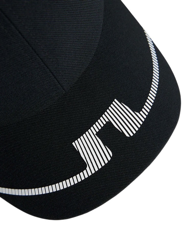 J.Lindeberg The Gradient Black Cap